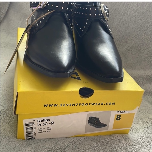 SEVEN7 Dallas Studded Western Buckles Ankle NWT Sz 8 - Picture 7 of 10